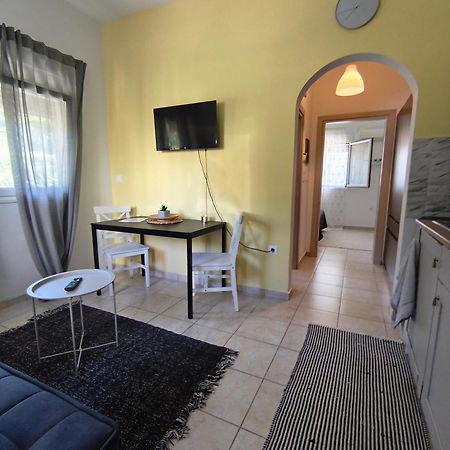 Cozy Apartment Ialysos  Bagian luar foto